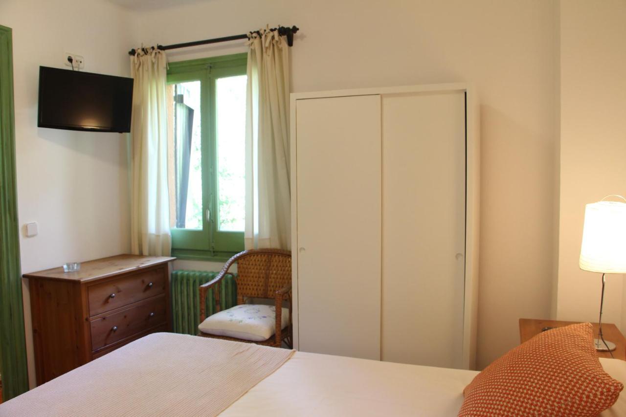 Hostal L'Ou De Reig Montseny Eksteriør bilde