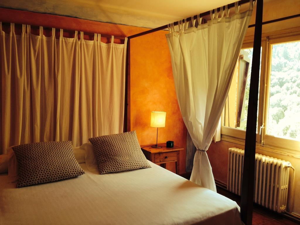 Hostal L'Ou De Reig Montseny Eksteriør bilde