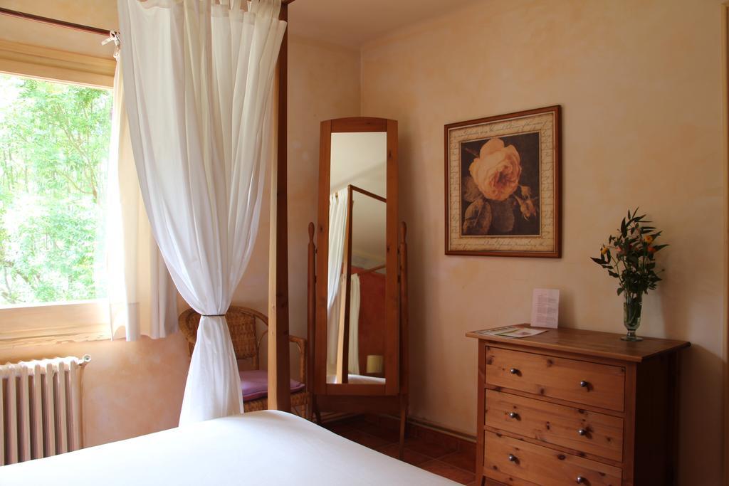 Hostal L'Ou De Reig Montseny Eksteriør bilde